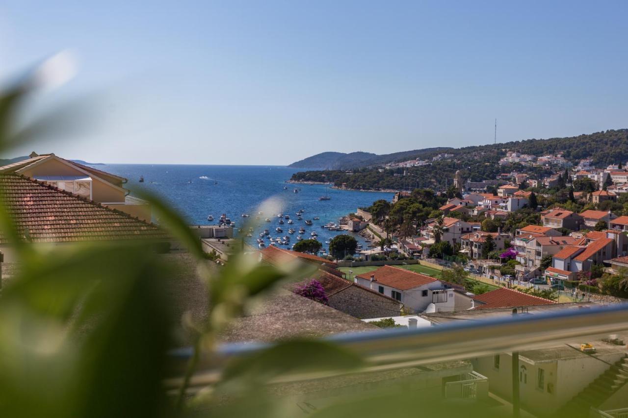 Golden View Penthouse Daire Hvar Town Dış mekan fotoğraf