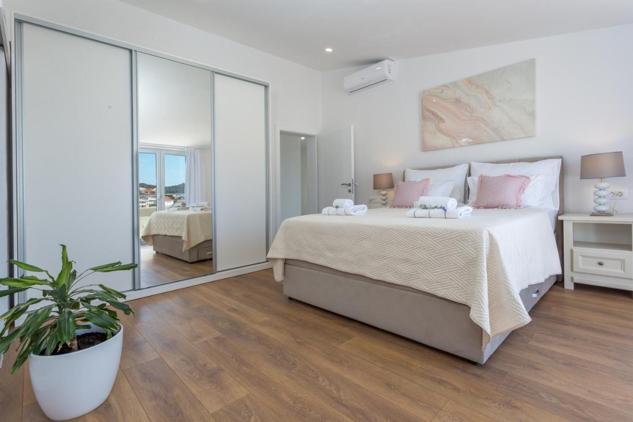 Golden View Penthouse Daire Hvar Town Dış mekan fotoğraf